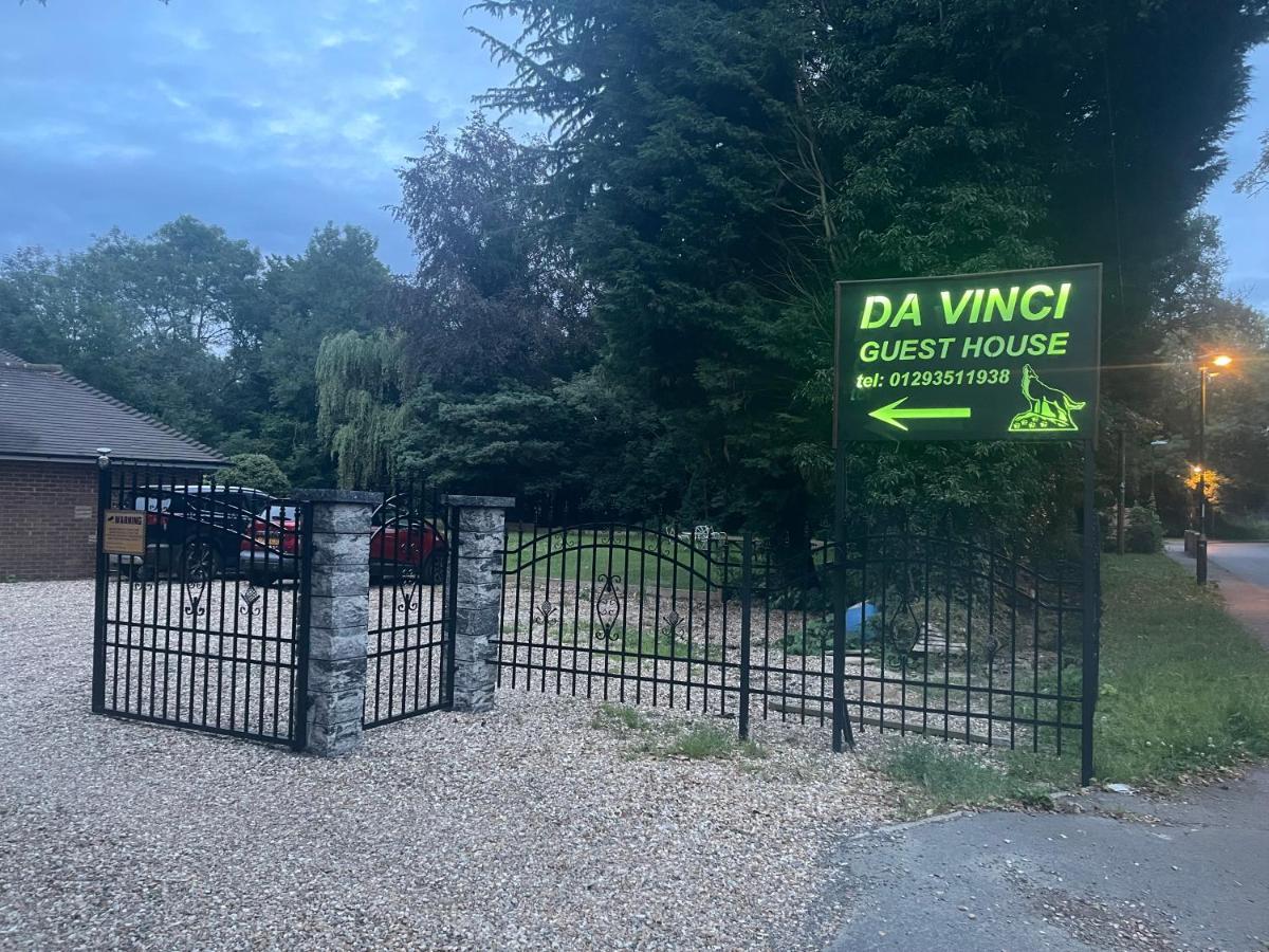 Da Vinci Guest House & Guest Parking Crawley  Exterior photo